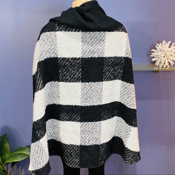 Ashley Stewart Plaid Cape Jacket Coat - Picture 4 of 7